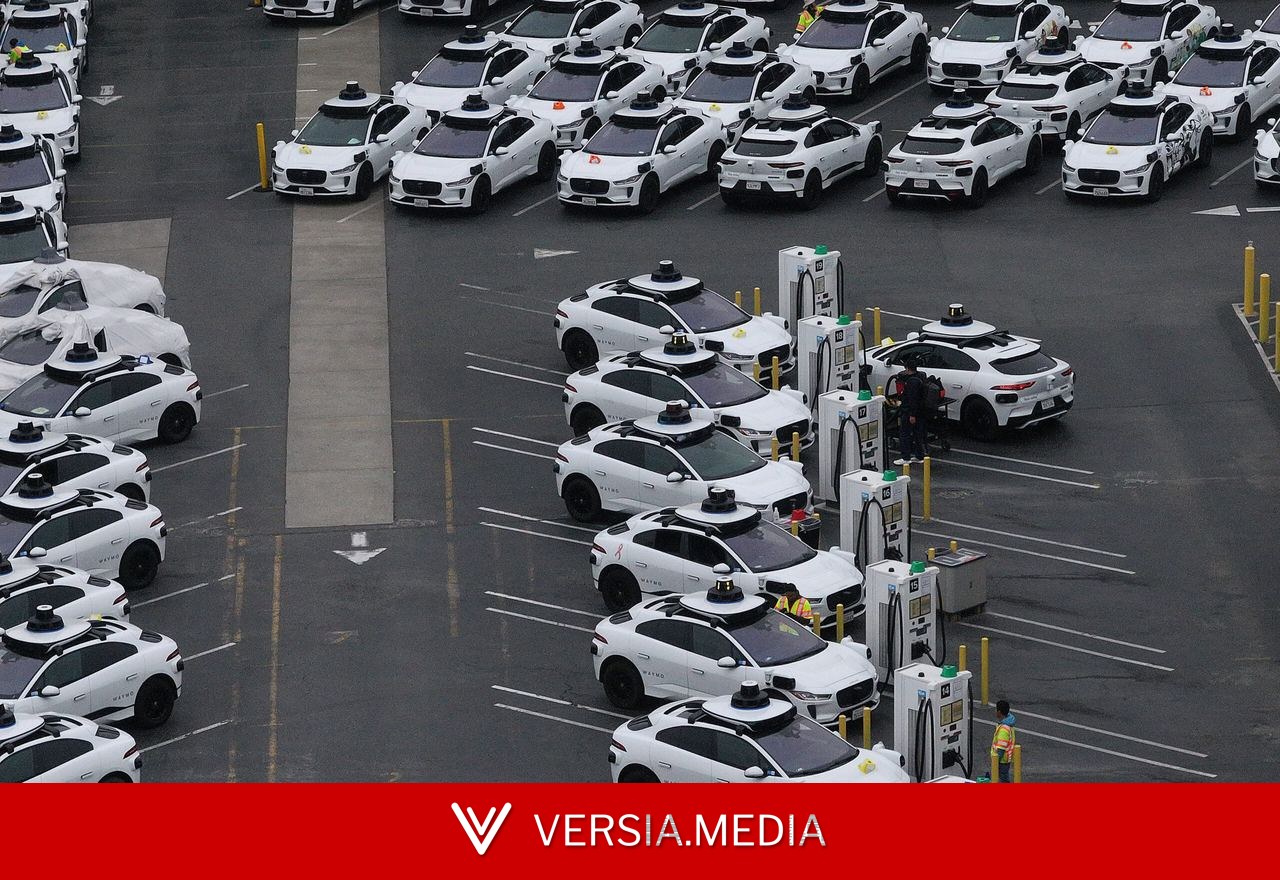US Aims to Set Guardrails for Autonomous Vehicle Behavior