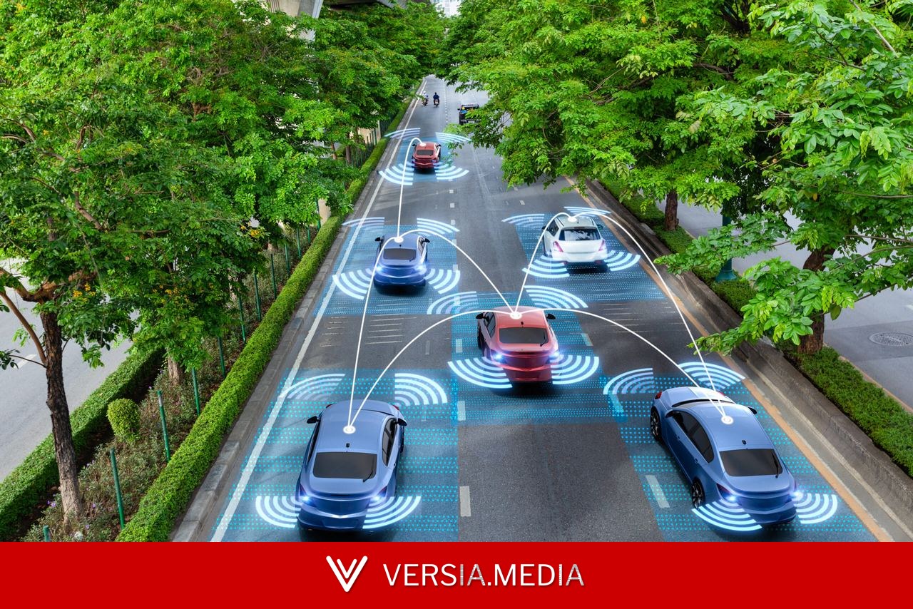 Companies Must Address Self-Driving Car Interference With Emergency Vehicles